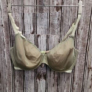 Victoria's Secret Green T-Shirt Bra with Underwire